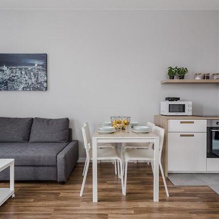 Chill Apartments Central Park Warsaw Ngoại thất bức ảnh